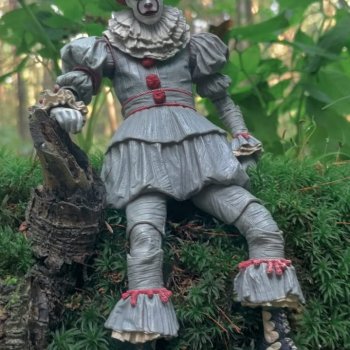 Пеннивайз в своей стихии