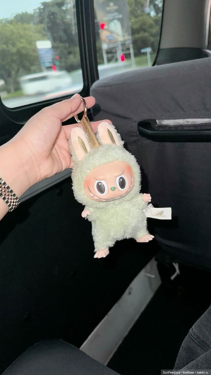 И снова Лабубу (Labubu) — Игрушки Labubu (Лабубу) и The Monsters: Pop Mart (фото 2)
