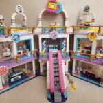 Лего -большой торговый центр.