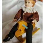 Мальчик на лошадке