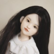 Софи позирует