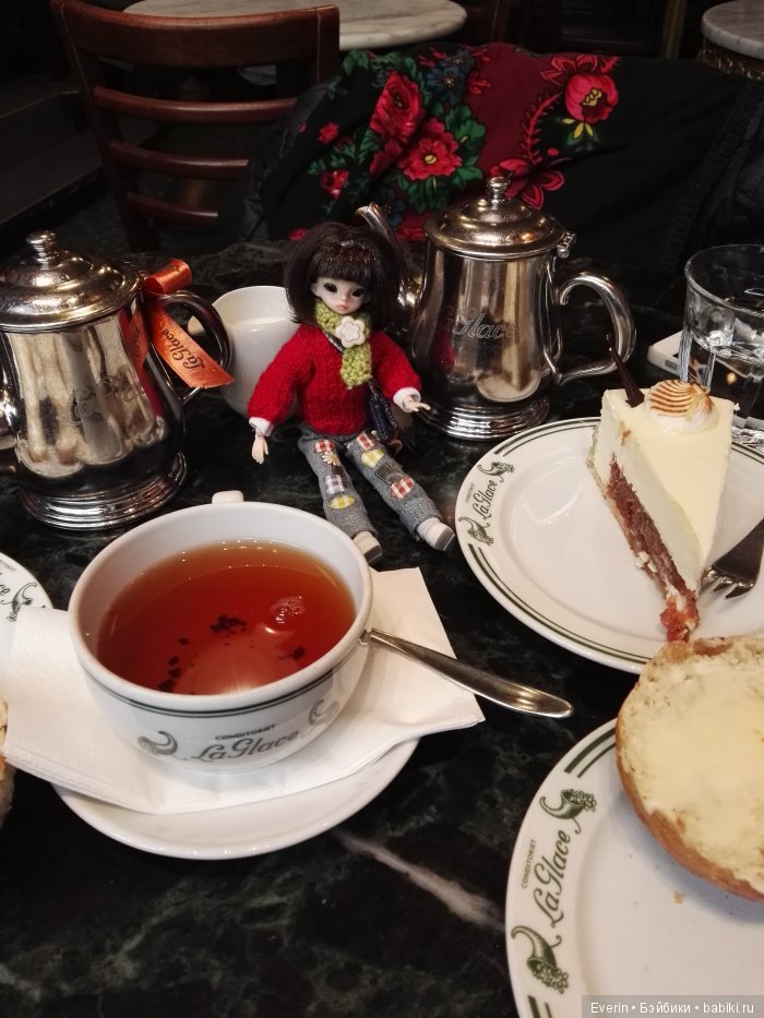 Как Ивушка гулять ходила часть 2 - Кондитерская