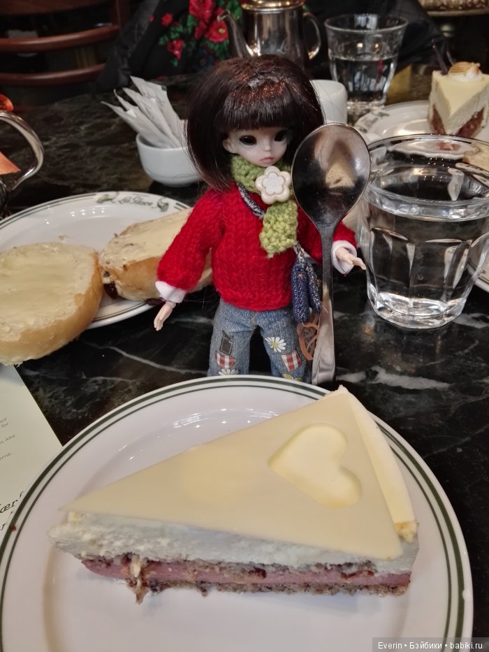 Как Ивушка гулять ходила часть 2 - Кондитерская