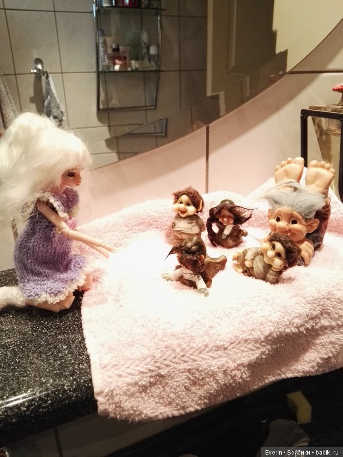 Дальние родственники. Шарнирные куклы