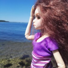 Кукла БЖД Юлька и море