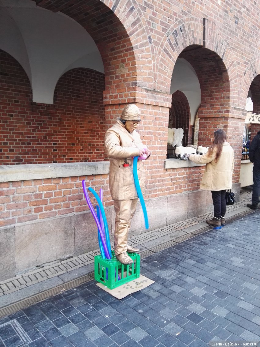 Предрождественская прогулка маленькой Ниссе