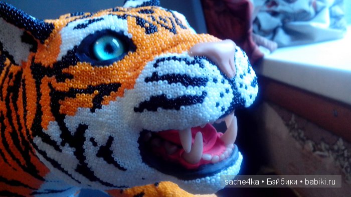 Мой тигруша из бисера — Авторские игрушки из разных материалов: синельная проволока