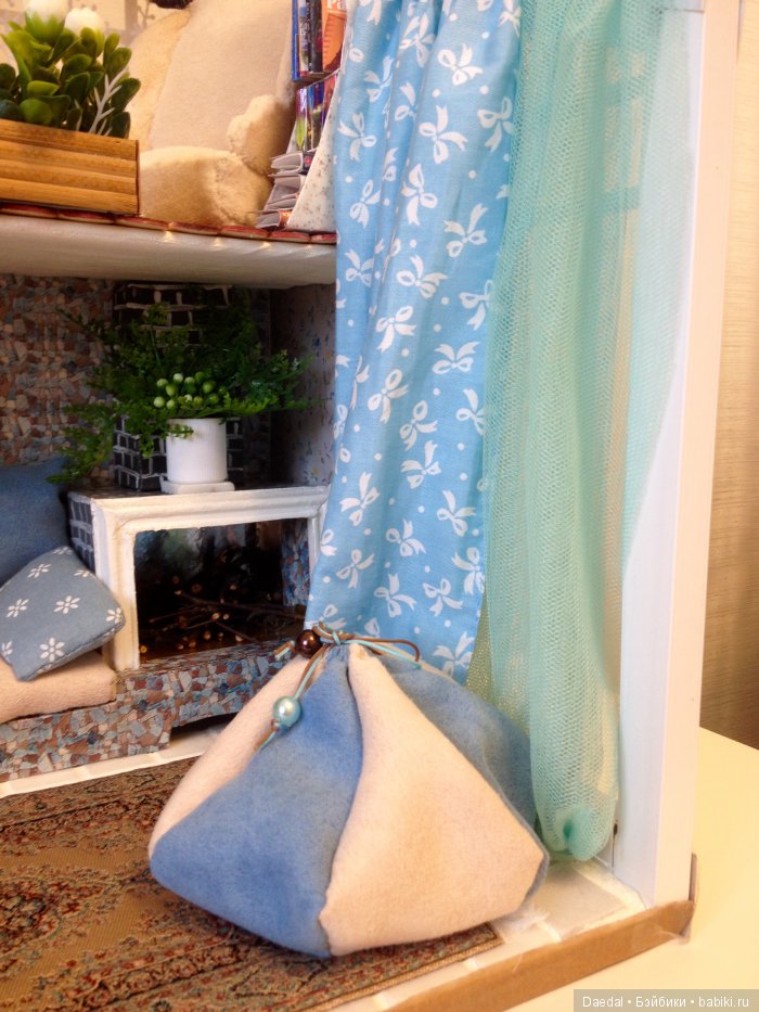 Наш новый домик из оконного откоса - вокруг + электрика