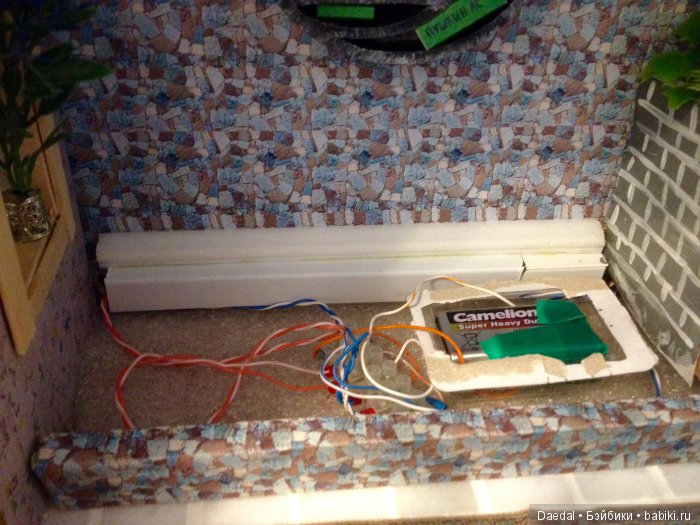 Наш новый домик из оконного откоса - вокруг + электрика (фото 8)