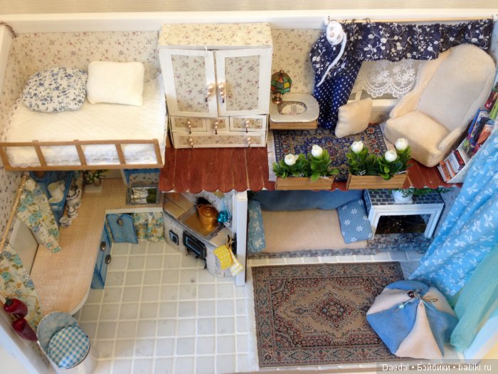 Наш новый домик из оконного откоса - вокруг + электрика