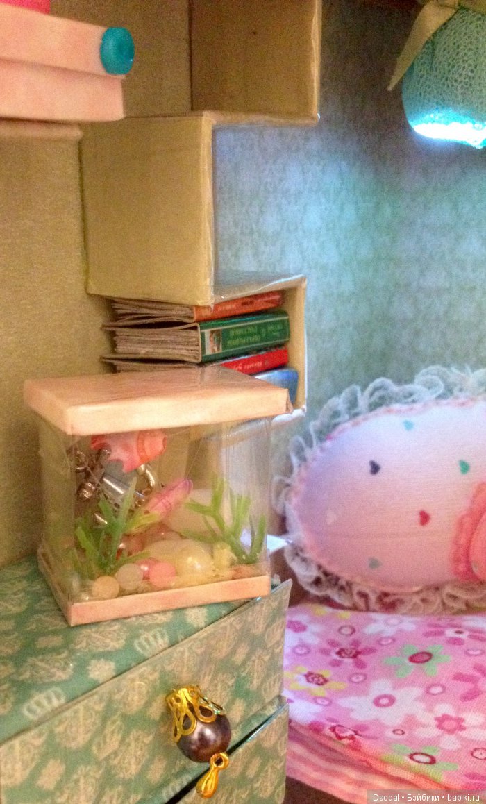 Еще один наш домик, все тот же оконный откос (фото 6)