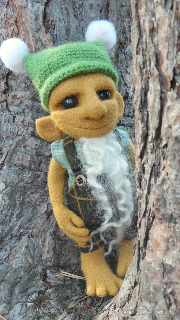 Кукла из шерсти - Гном живет в старинном парке (фото 9)