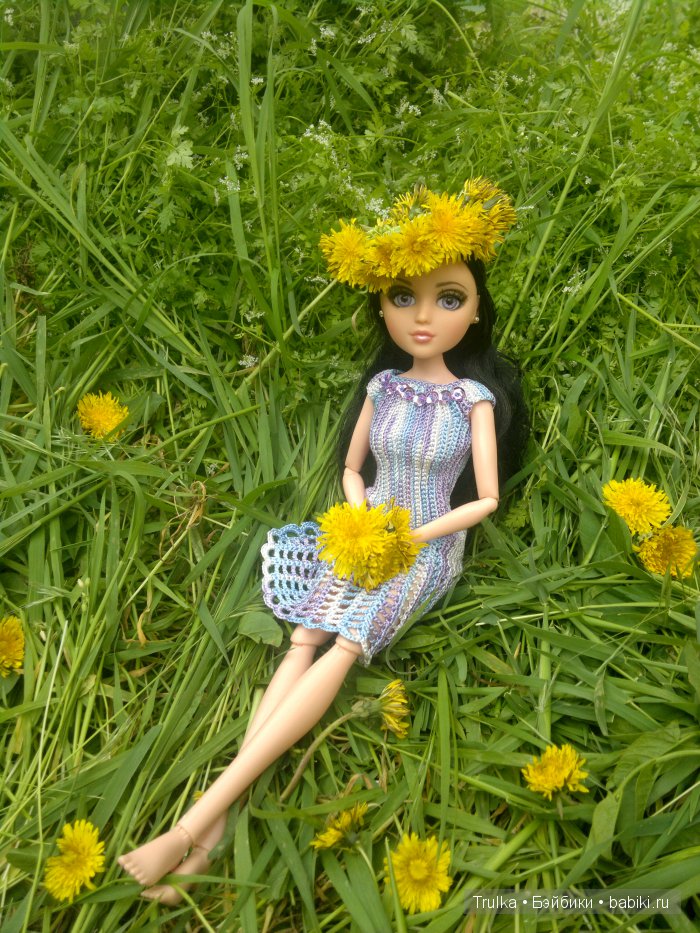 Изабель на первой прогулке