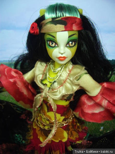 Шесть кошек и одна собачка (фото 10)