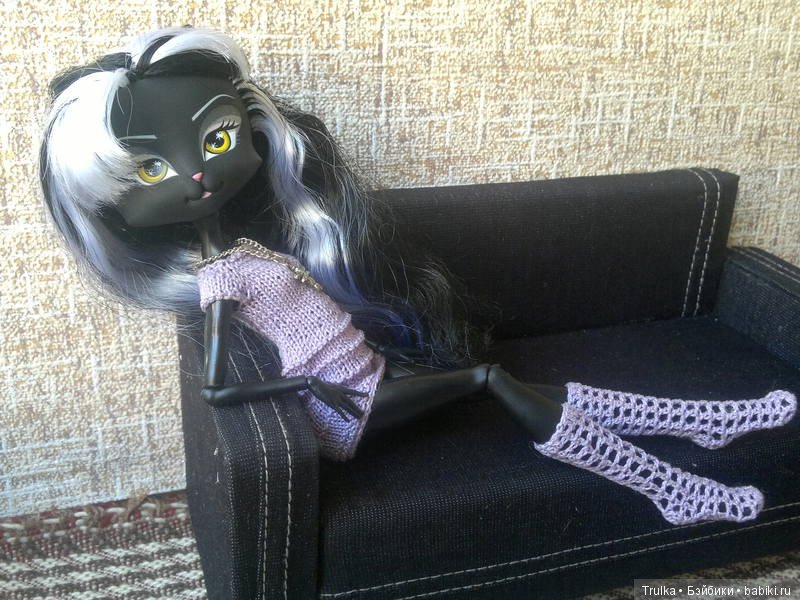 Шесть кошек и одна собачка (фото 3)