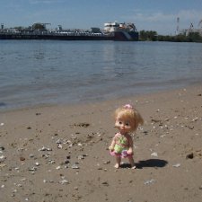 Пляжная прогулка Маши