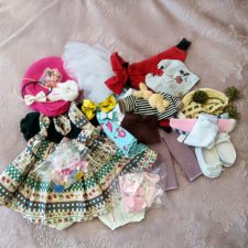 Одежда от разных кукол пакетом