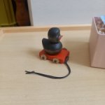 Чёрная утя из липы