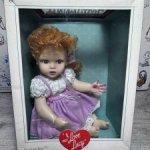 Кукла-младенец Lucy