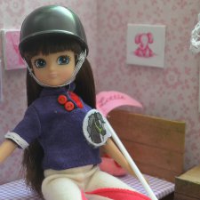 Куколка Лотти