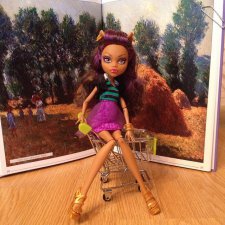 Мы с Клодин/Есенией пришли к вам знакомиться