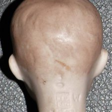 Помогите распознать оригинал кукла или репро