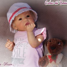 Коллекционная виниловая кукла реборн Саския