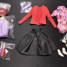 полный новый аутфит Поппи Боулинг