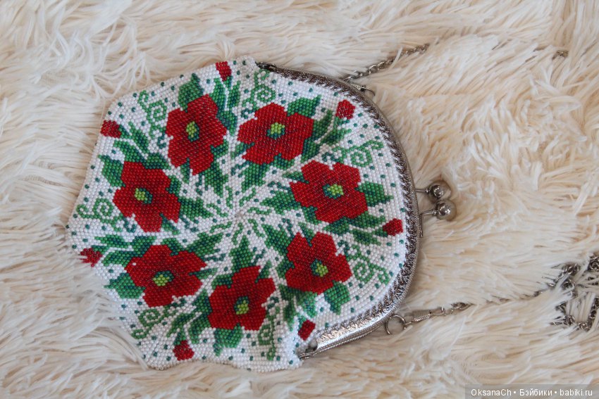 Сумочка из бисера, вязание (фото 2)