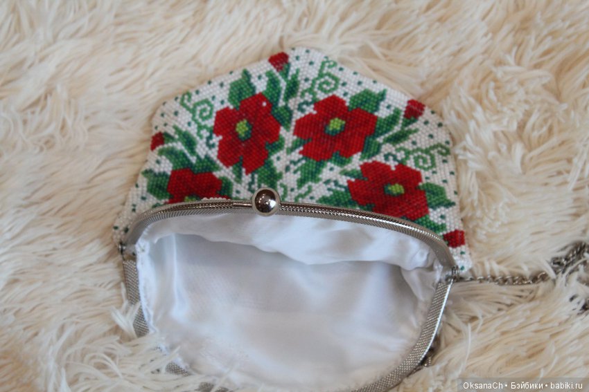 Сумочка из бисера, вязание (фото 3)