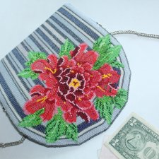 На середине