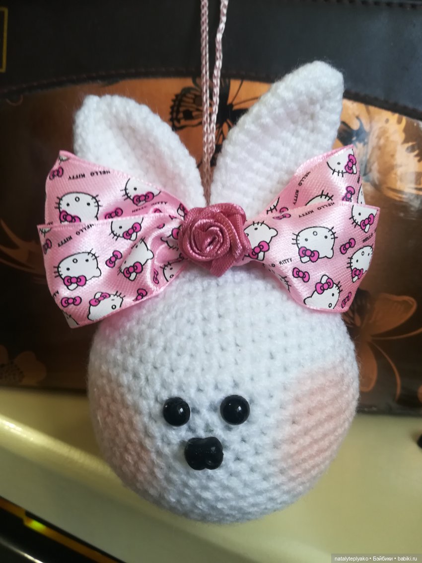 А теперь зайчики — Вязаные игрушки и амигуруми: крючком