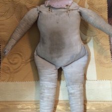 Может быть это немецкой куклой из папье-маше Людвига Грейнера