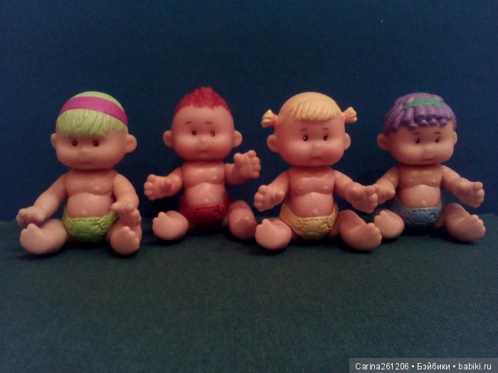 Маленькие игрушки большой девочки