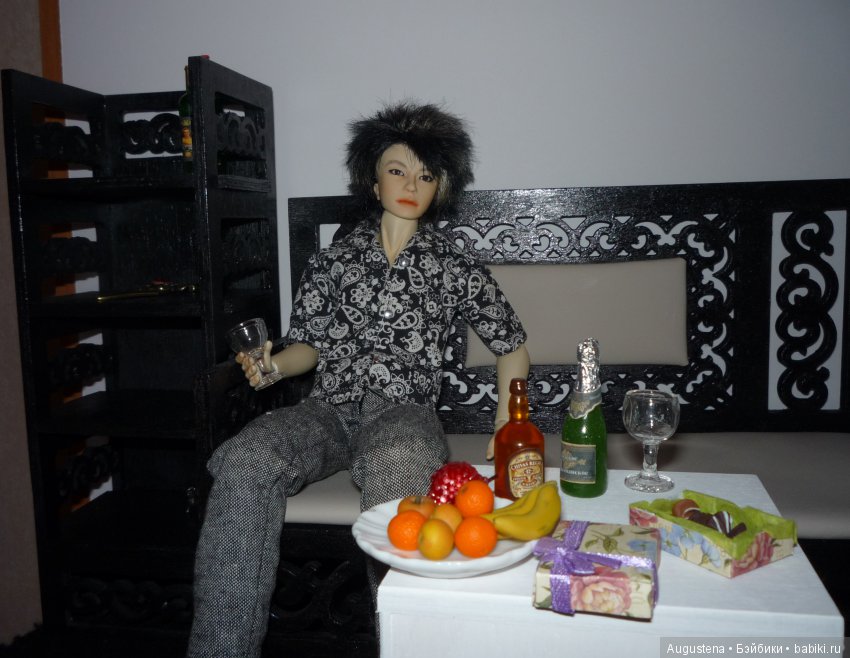 Спонтанный праздник в недоделанном румбоксе