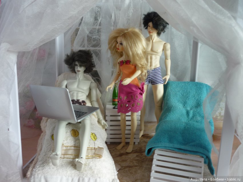 Чем заняться на отдыхе? Обсудить конкурс красоты