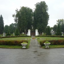 Посещаем Середниково с зеленоглазой незнакомкой