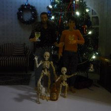 В Счастливом Доме на костях отмечают Новый Год