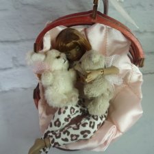 А Котька - жадина