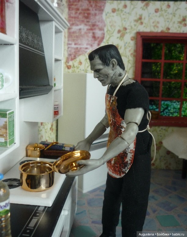 Обед в Счастливом Доме на костях (фото 2)