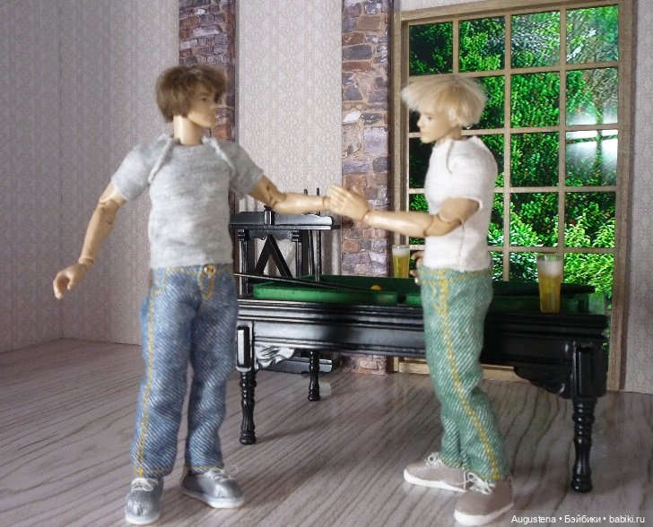 Счастливый Дом на костях. Бильярд