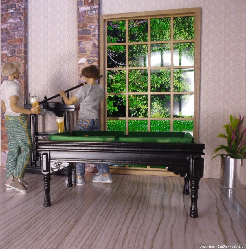 Счастливый Дом на костях. Бильярд