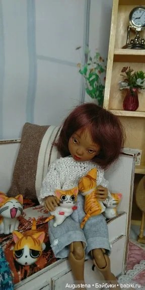 Рин гостит у Флёр, или что шуршало в ящике