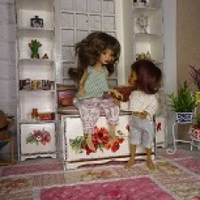 Рин гостит у Флёр, или что шуршало в ящике