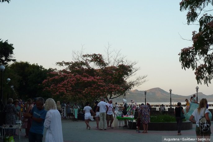 Крым 2022. Променад по набережной