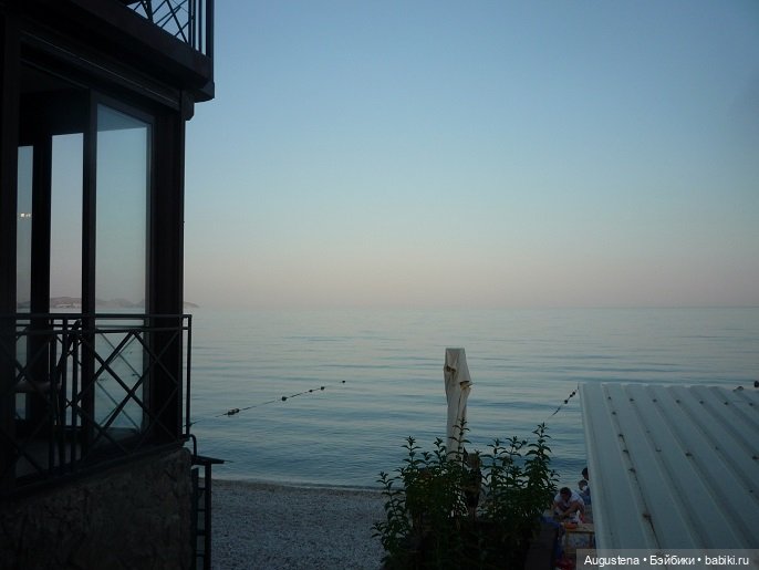 Крым 2022. Променад по набережной (фото 3)