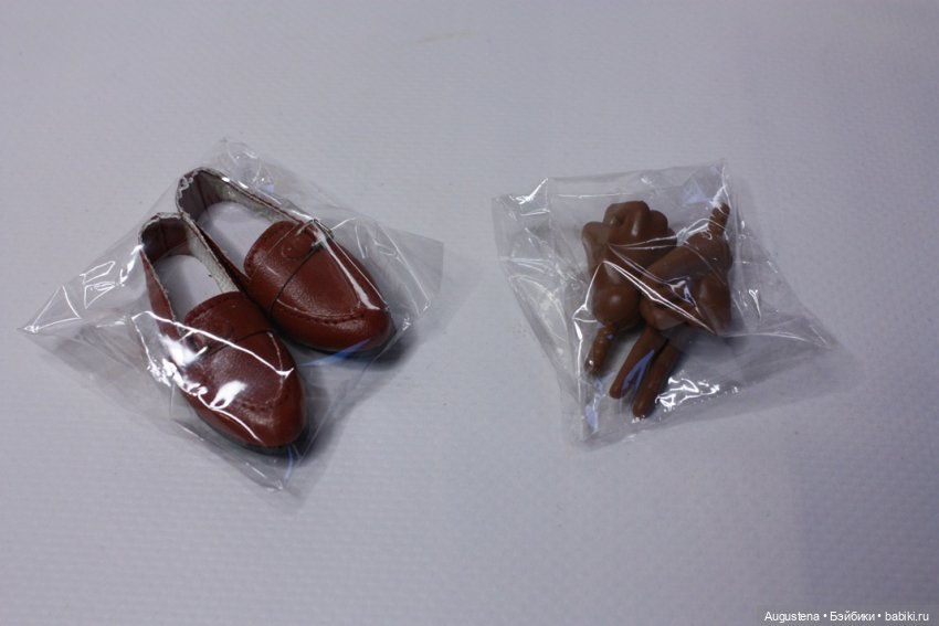 Распаковка Рождественской пары Mizi doll