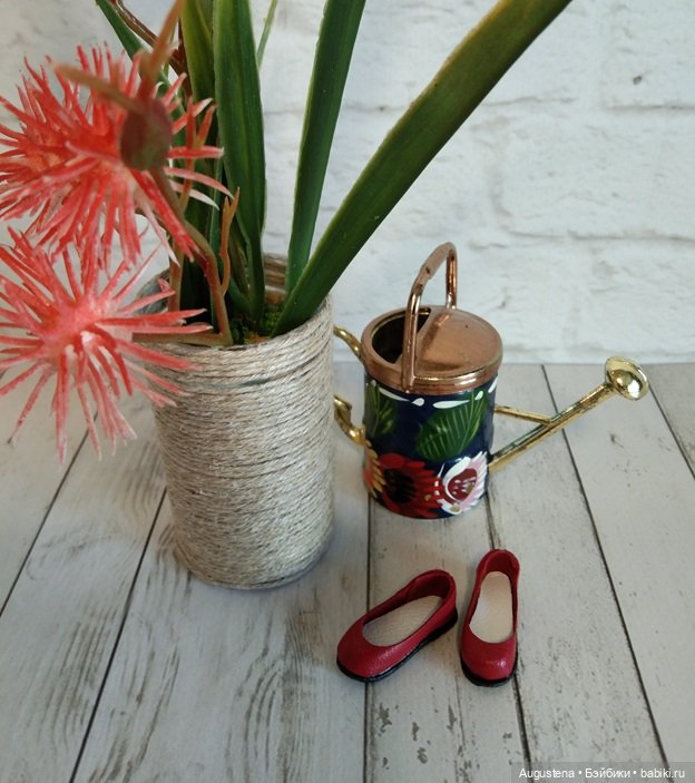 Красная тапочка — Одежда и обувь для кукол своими руками: фото (фото 7)