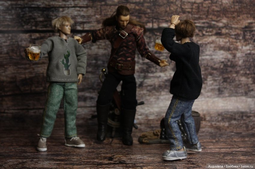 Мои пираты сегодня на борту " Летучего голландца"