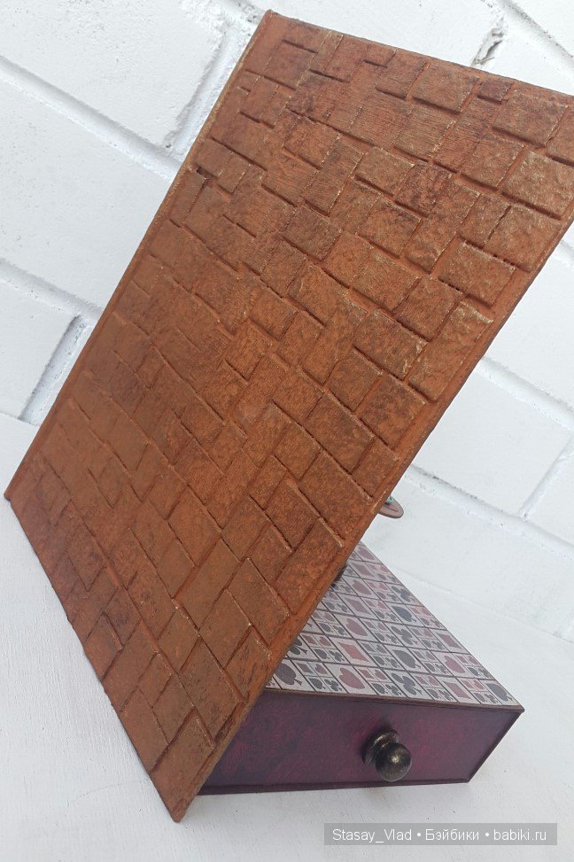 Мамины сокровища "Алиса в стране чудес" (фото 2)